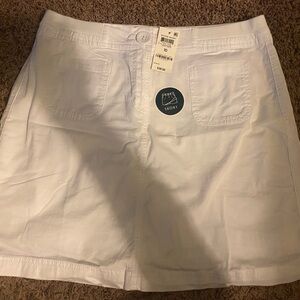 Karen Scott white skort